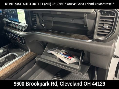 Used 2024 Chevrolet Silverado 1500 LT Trail Boss AWD/4WD image 51