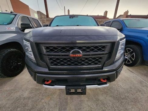 Used 2021 Nissan Titan PRO-4X w/ Pro-4x Convenience Package image 2