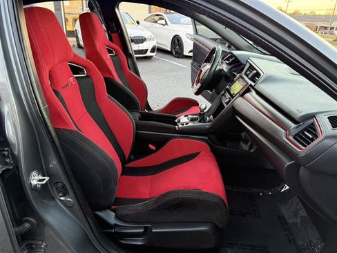 Used 2019 Honda Civic Type R image 12