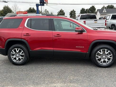 Used 2021 GMC Acadia SLT w/ Preferred Package image 4