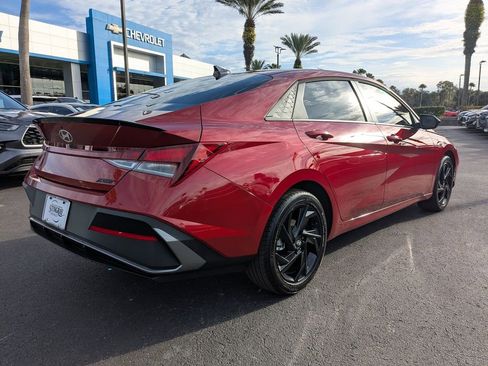 Used 2026 Hyundai Elantra Sport image 4