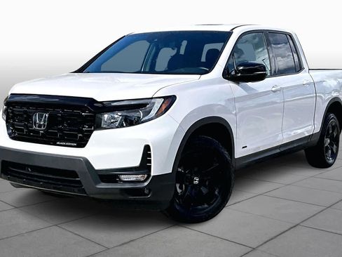 Used 2025 Honda Ridgeline Black Edition image 1