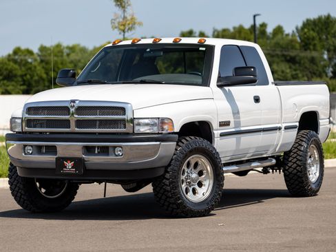 Used 2002 Dodge Ram 2500 Truck 4x4 Quad Cab image 1