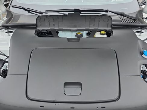 New 2025 Volvo EX30 Plus w/ Protection Package Premier image 40