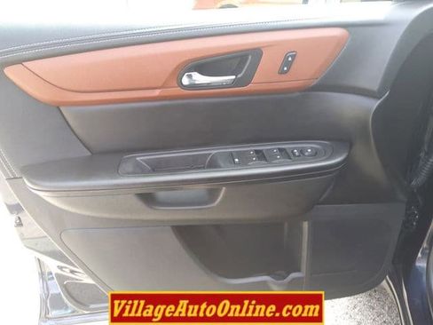 Used 2017 Chevrolet Traverse LT AWD/4WD image 24