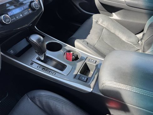 Used 2015 Nissan Altima 2.5 SL w/ Technology Package FWD image 23