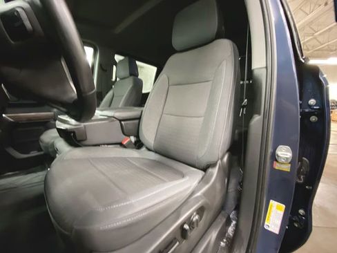 Used 2020 Chevrolet Silverado 1500 LT w/ All-Star Edition image 18