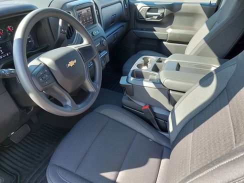 Used 2026 Chevrolet Silverado 1500 Custom w/ Turbomax Blackout Package AWD/4WD image 9