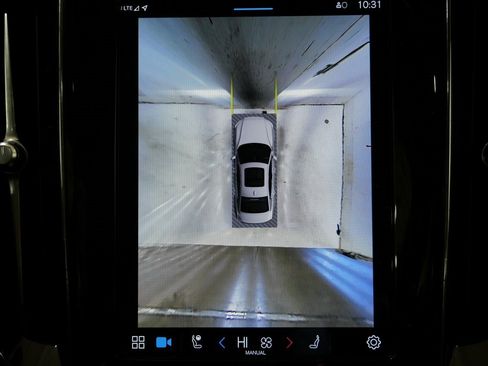 Used 2024 Volvo S60 B5 Plus image 22