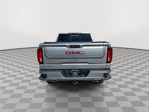 Used 2023 GMC Sierra 1500 AT4 w/ Technology Package AWD/4WD image 8