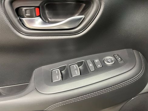 New 2026 Honda HR-V EX-L image 12