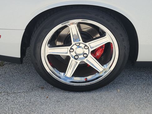 Used 2019 Dodge Challenger R/T w/ Plus Package RWD image 7