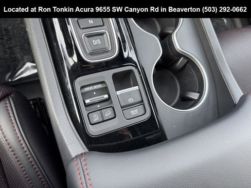 Used 2025 Honda Pilot Black Edition image 26