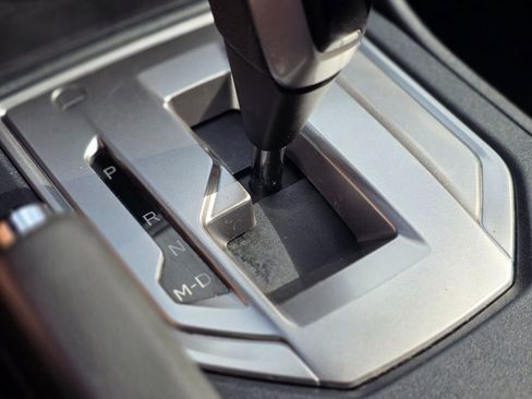 Used 2019 Subaru Crosstrek 2.0i Premium w/ Eyesight System image 39