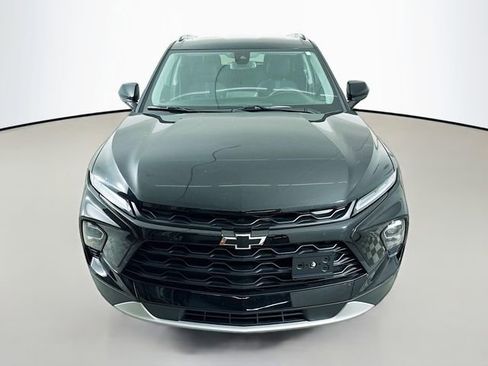 Used 2024 Chevrolet Blazer LT w/ Convenience Package image 2