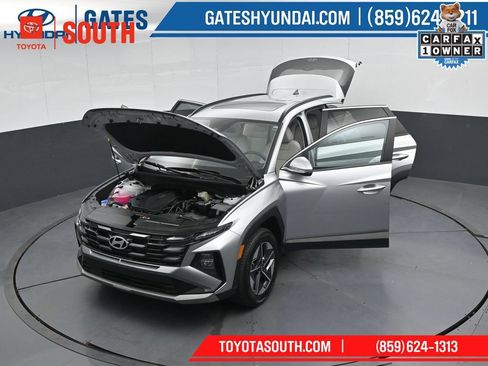 Used 2025 Hyundai Tucson SEL AWD/4WD image 55