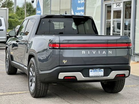 Used 2022 Rivian R1T Launch Edition AWD/4WD image 3