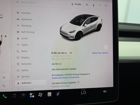 Used 2023 Tesla Model Y Long Range AWD/4WD image 14