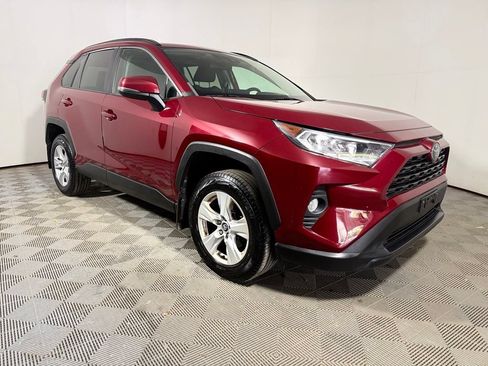 Used 2020 Toyota RAV4 XLE w/ Convenience Package AWD/4WD image 9