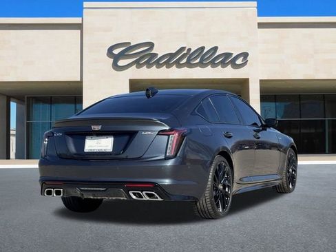 New 2026 Cadillac CT5 V image 4