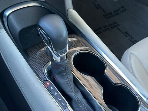 Certified 2024 Chevrolet Malibu LT image 22