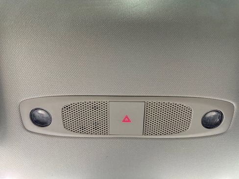 Used 2022 Tesla Model Y Performance image 30