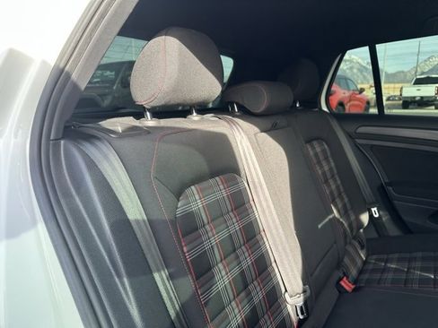 Used 2018 Volkswagen GTI S image 16