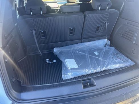 New 2026 Chevrolet Traverse LT w/ Midnight/Sport Edition image 9