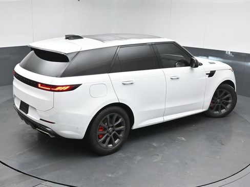 Used 2024 Land Rover Range Rover Sport Dynamic SE image 44