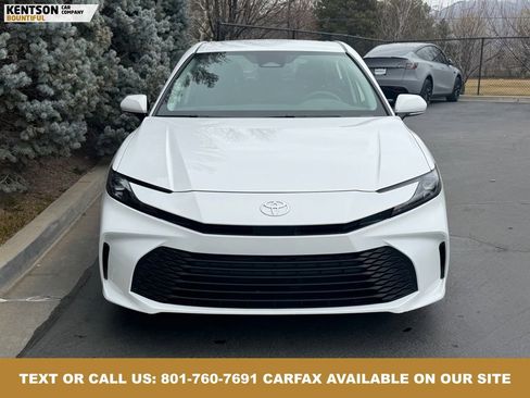 Used 2026 Toyota Camry LE image 2