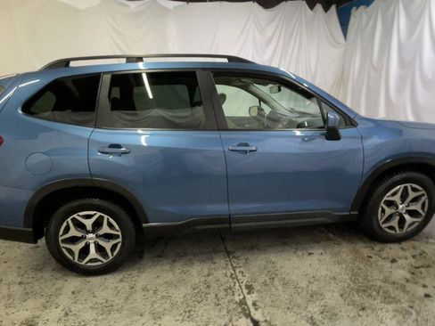 Used 2019 Subaru Forester Premium image 9