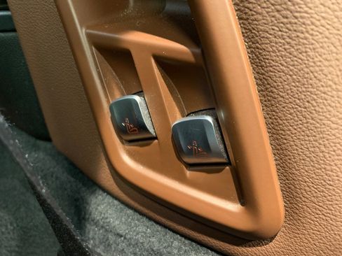 Used 2021 BMW X7 xDrive40i w/ M Sport Package image 58