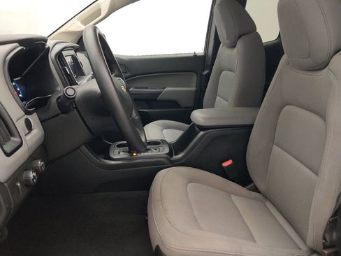Used 2021 Chevrolet Colorado W/T w/ WT Convenience Package AWD/4WD image 17