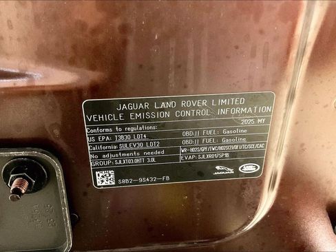 Used 2025 Land Rover Defender 130 S AWD/4WD image 32