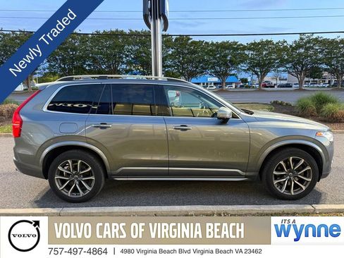 Used 2019 Volvo XC90 T5 Momentum w/ Protection Package AWD/4WD image 6