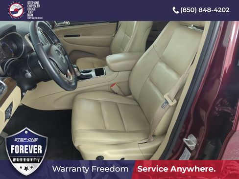 Used 2017 Jeep Grand Cherokee Limited RWD image 11