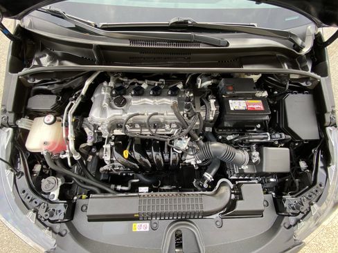 Used 2020 Toyota Corolla LE image 34