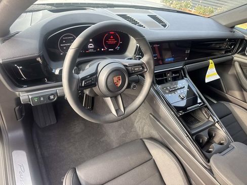 New 2026 Porsche Panamera image 4