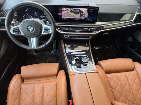 Used 2025 BMW X5 sDrive40i w/ M Sport Package RWD image 27