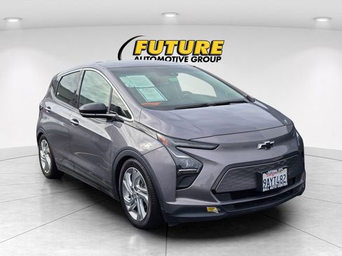 Used 2022 Chevrolet Bolt LT image 1