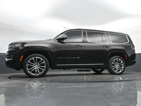 Used 2023 Jeep Grand Wagoneer Series II AWD/4WD image 45