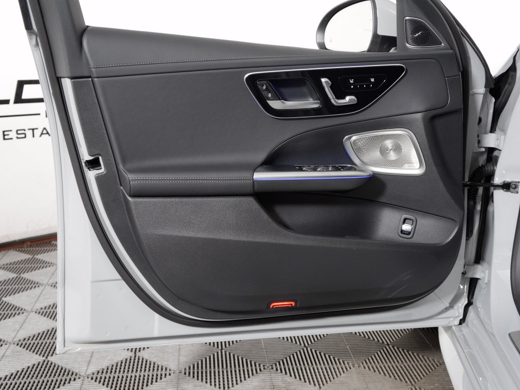 Certified 2026 Mercedes-Benz C 43 AMG 4MATIC Sedan image 25