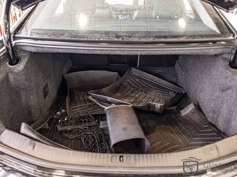 Used 2013 Cadillac XTS Luxury image 16