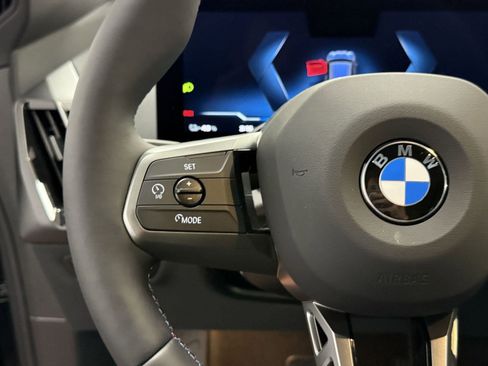 Used 2025 BMW iX M60 image 15