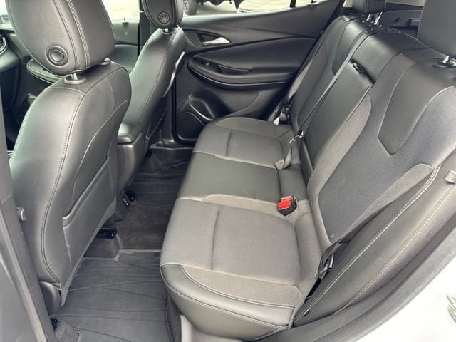 Used 2022 Buick Encore GX Select AWD/4WD image 27