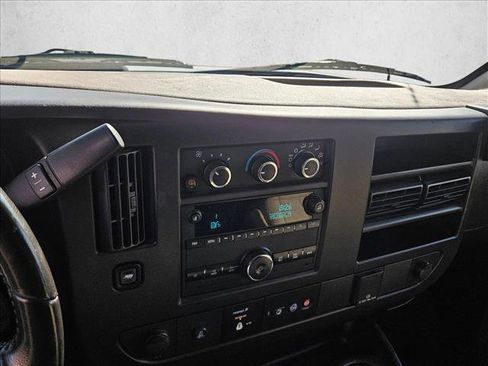 Used 2022 Chevrolet Express 2500 w/ Driver Convenience Package image 12