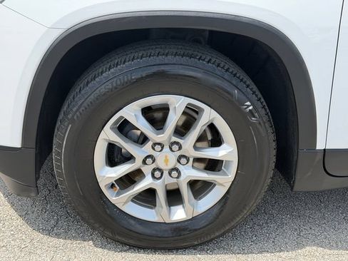 Used 2019 Chevrolet Traverse LS FWD image 10