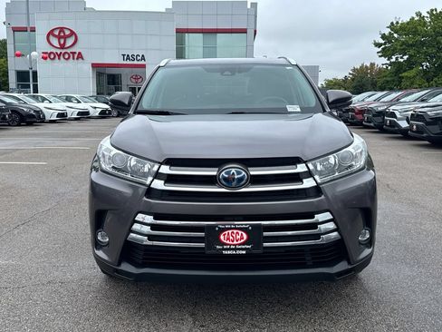 Used 2019 Toyota Highlander Limited AWD/4WD image 2