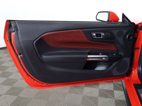 Used 2025 Ford Mustang GT Premium RWD image 24