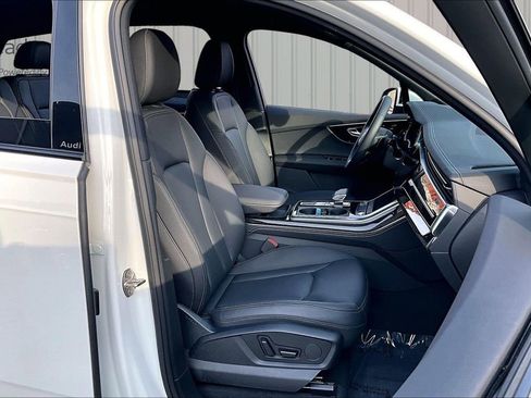 Used 2025 Audi Q7 3.0T Premium Plus w/ Premium Plus Package image 29